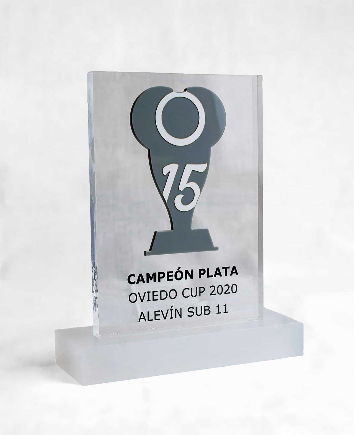 grabado-de-trofeos-en-oviedo